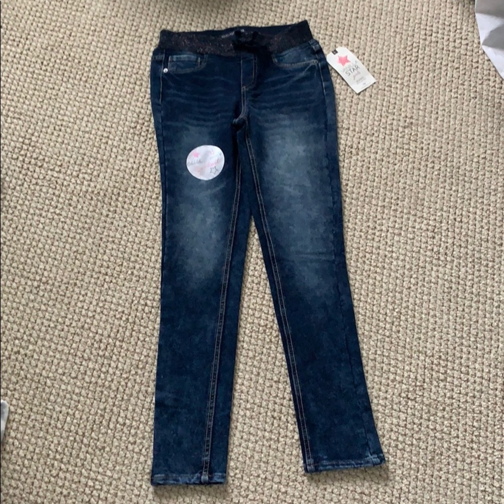 Vanilla star regular rise jeggings Never Worn!